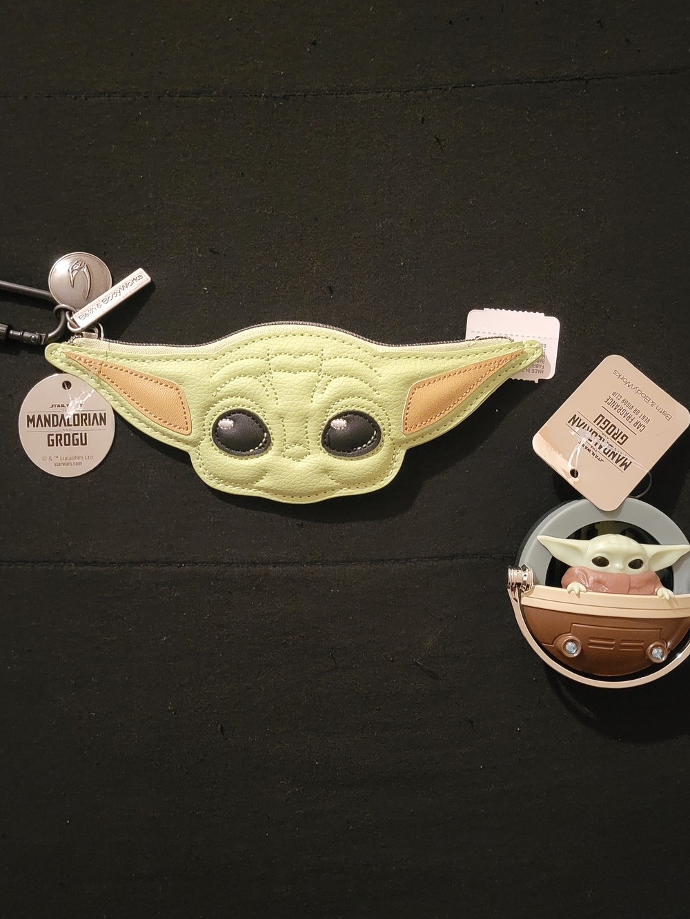 Bath&Body Works Star Wars Mandalorian & Grogu Coin Purse and Car Fragrance Clip